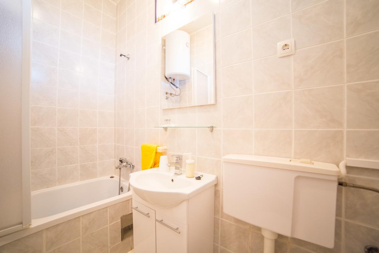 Apartmani Kala Podgora Exterior photo